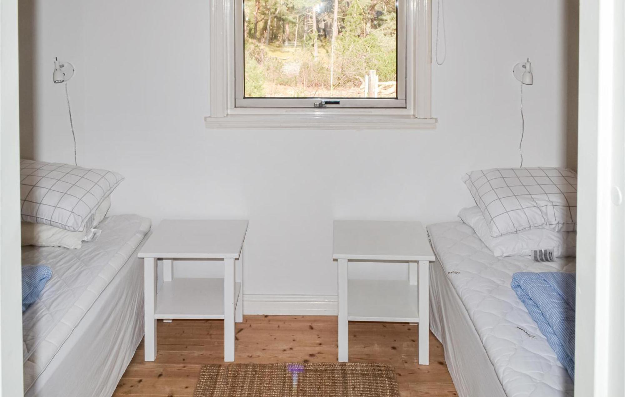 Gorgeous Home In Borrby With Wifi Eksteriør bilde
