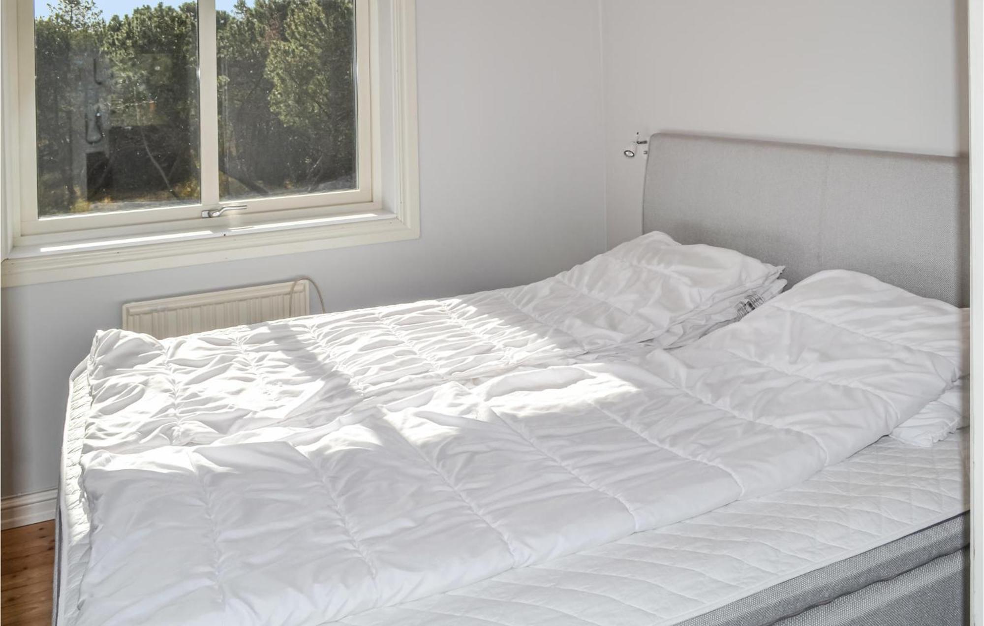 Gorgeous Home In Borrby With Wifi Eksteriør bilde