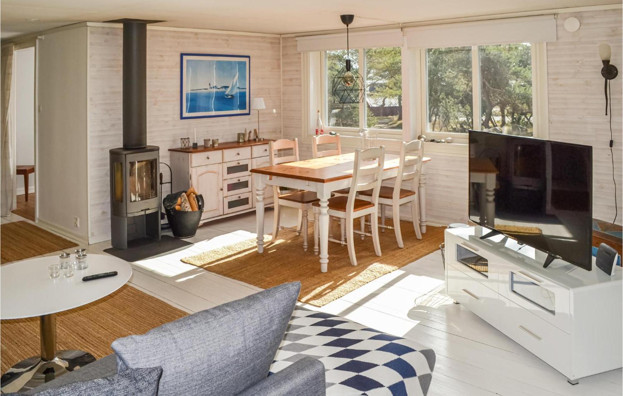 Gorgeous Home In Borrby With Wifi Eksteriør bilde